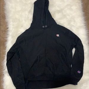 Champion sweater black fits small also cropped (L)